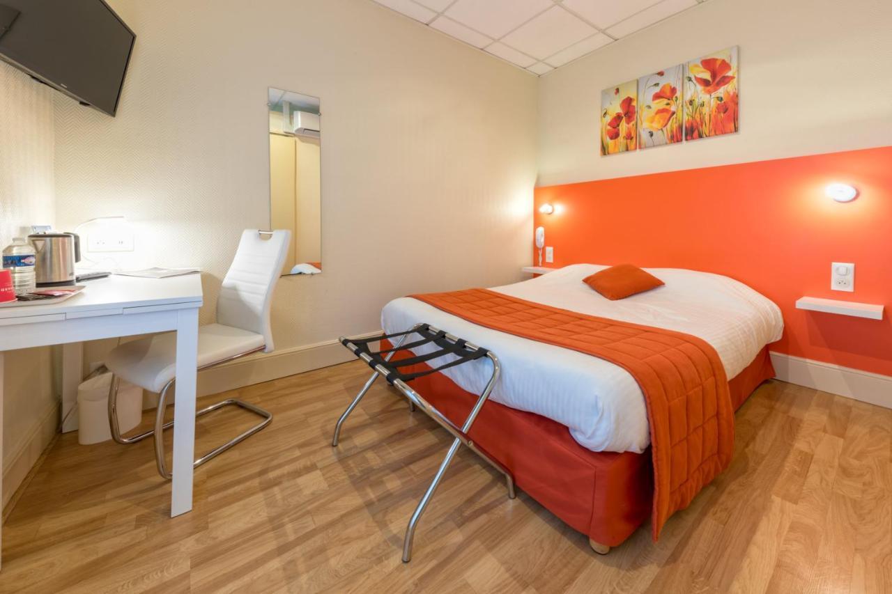 Hotel La Commanderie De Champarey Bourgoin-Jallieu Esterno foto
